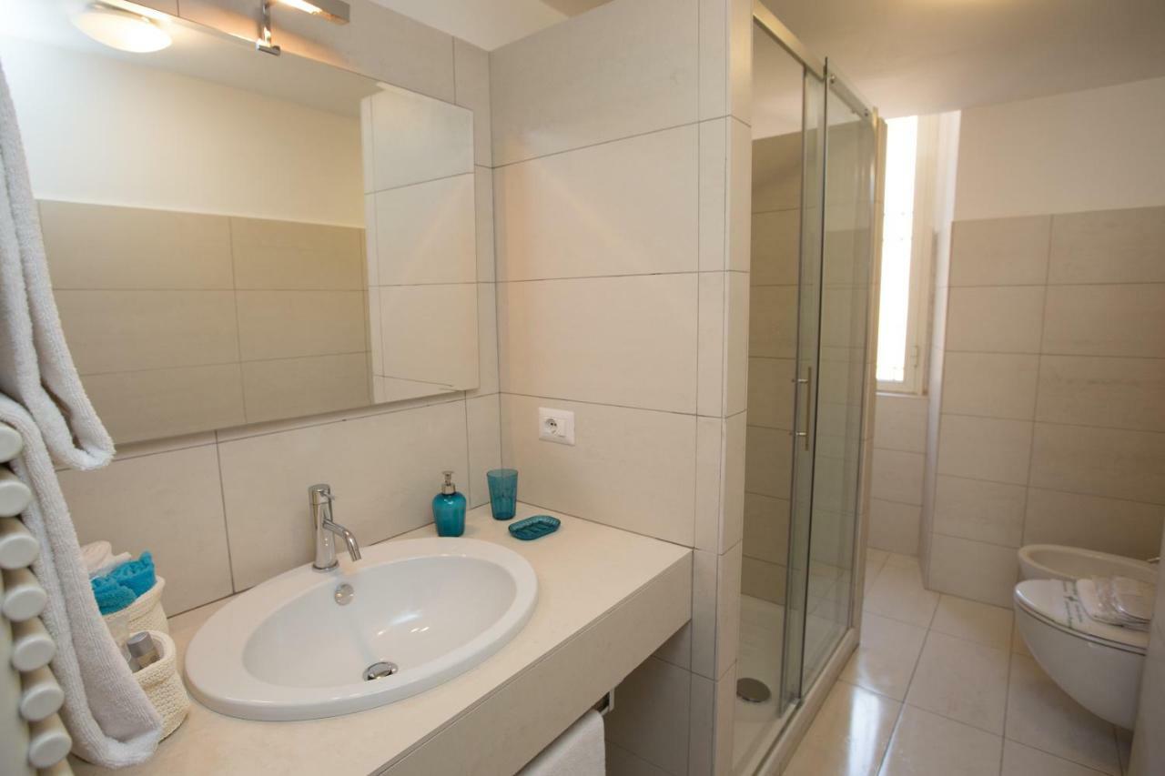 Ad2015 Guest House Рим Екстериор снимка