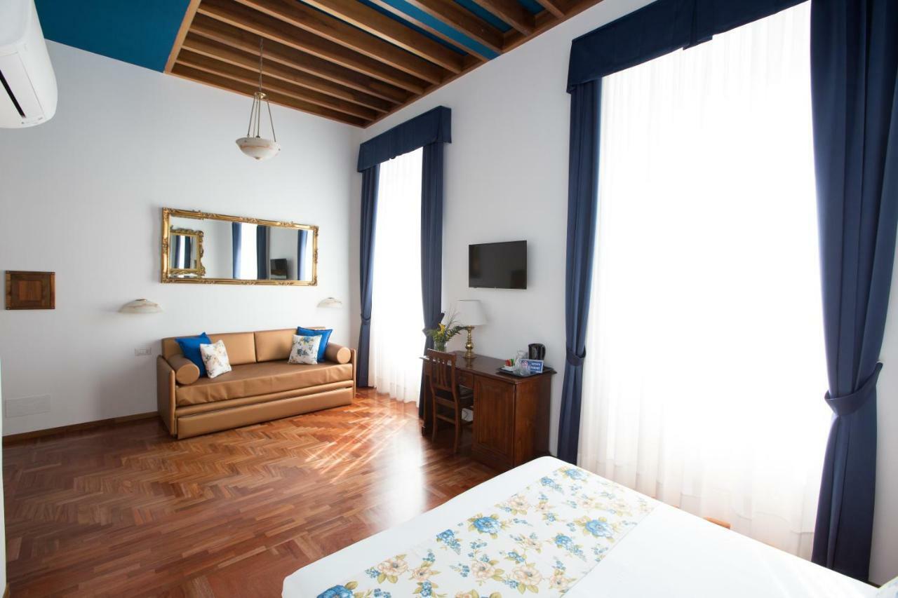 Ad2015 Guest House Рим Екстериор снимка